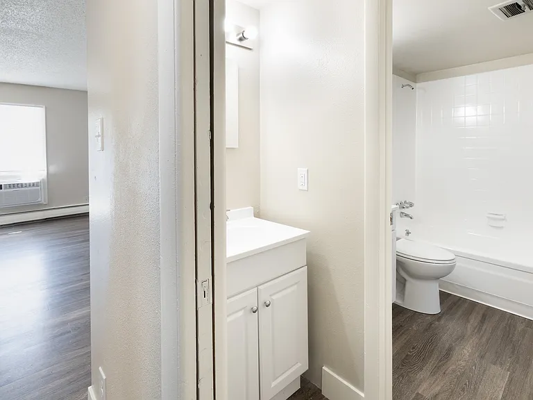 Aspen Ridge Apartments — Photo 23