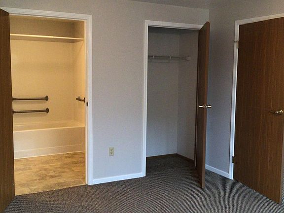 5th image of 63 East Ave #6F