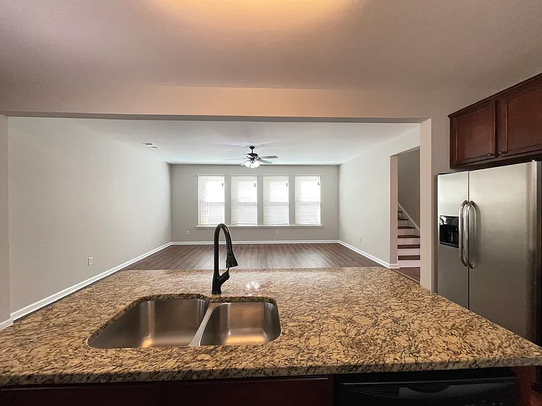 2322 Turnbury Glen Walk — Photo 8