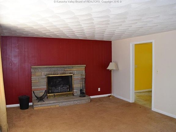 4th image of 1202 Shady Way
