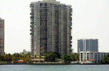 2nd image of 2333 Brickell Ave #Tsf
