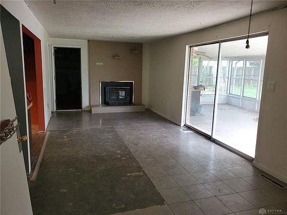 5th image of 4543 Seville Dr