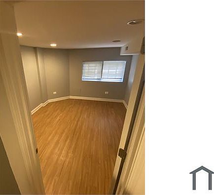3rd image of 2230 W Garfield Blvd