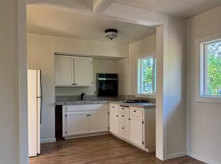 755 W Sierra Ave #B, Cotati, CA 94931