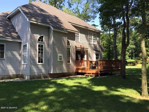 3rd image of 3677 Windemere Ct