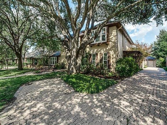 4th image of 2714 W Prairie Creek Dr
