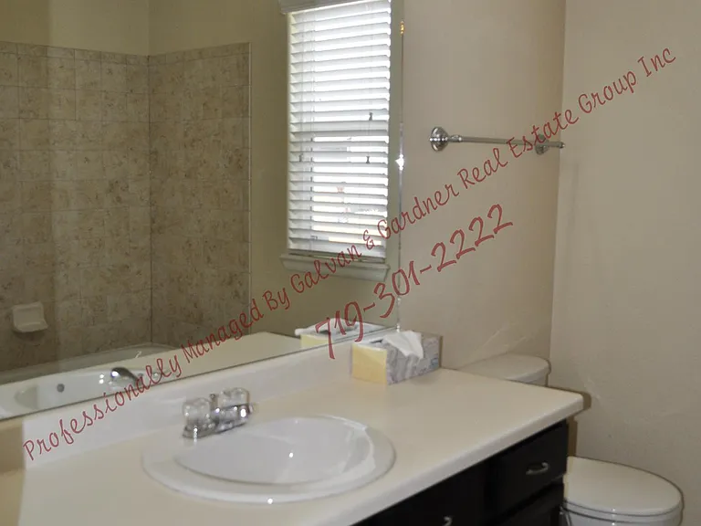 6111 Rocking Chair Ln — Photo 10