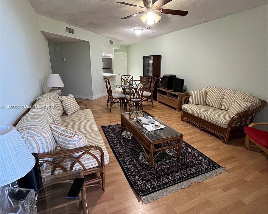 1st image of 8245 Lake Dr APT 202