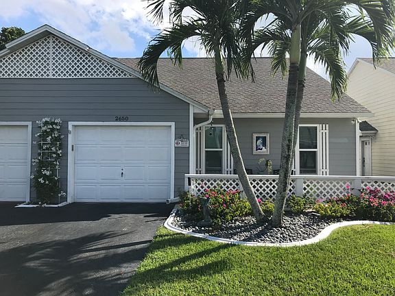 5th image of 2650 SE Tropical East Cir