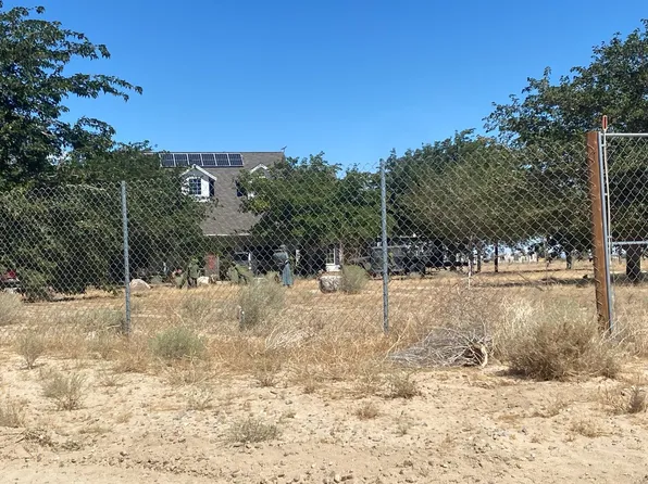 48004 190th St W, Lancaster, CA 93536