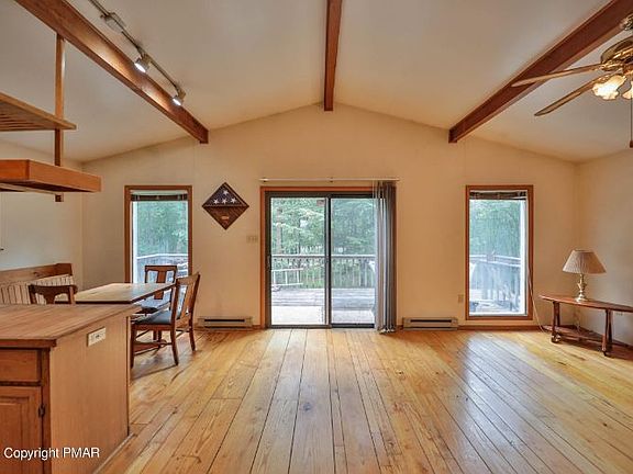 4th image of 1517 Longleaf Dr