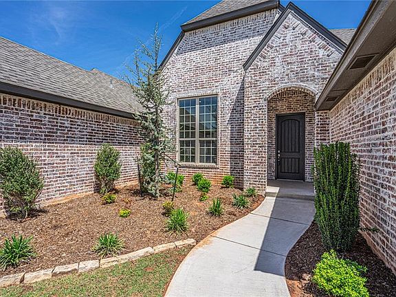 2nd image of 14604 Doulton Cir