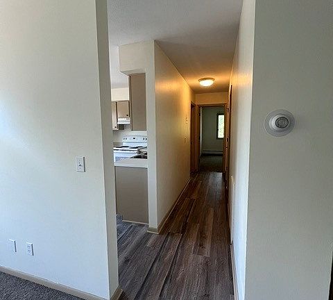 5th image of 135 13th Ave S #B2