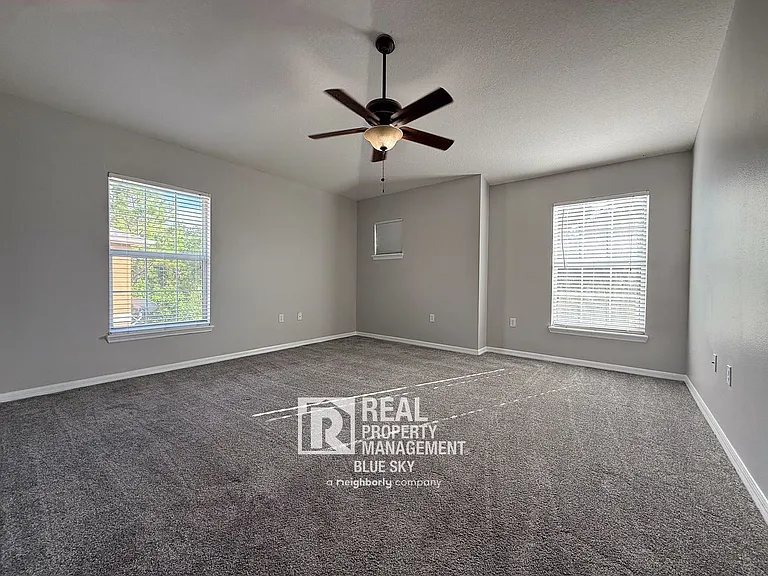 7624 Red Mill Cir — Photo 11