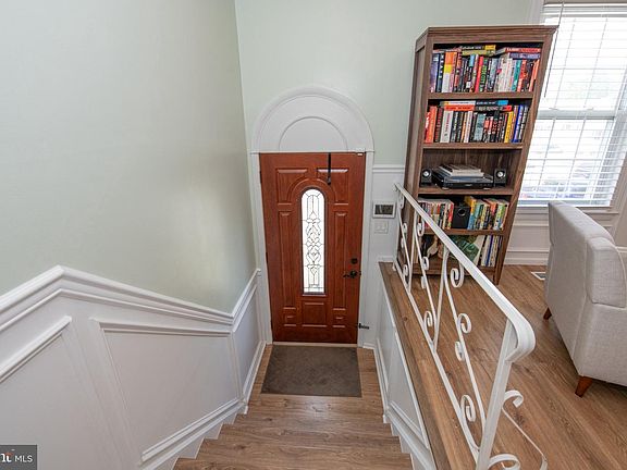 3rd image of 4225 Chalfont Pl