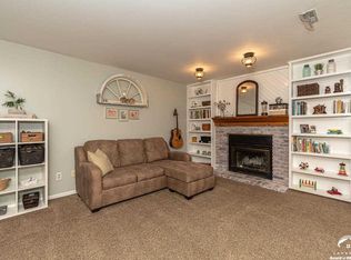 341 Cattleman Trl, Lawrence, KS 66049
