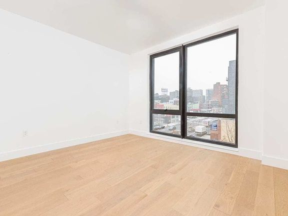 5th image of 4620 11th St APT 4C