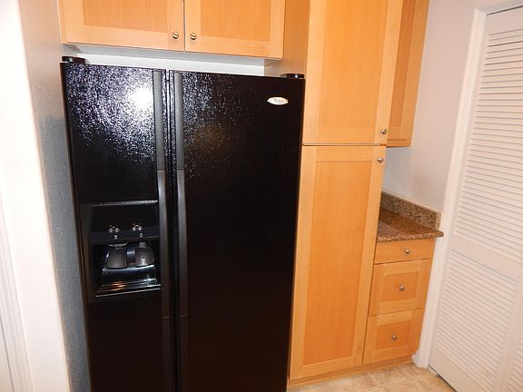 4th image of 3957 30th St #306-1