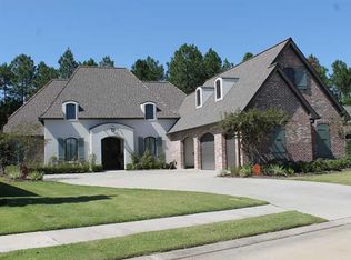 3886 N Jasmine Dr, Lake Charles, LA 70605