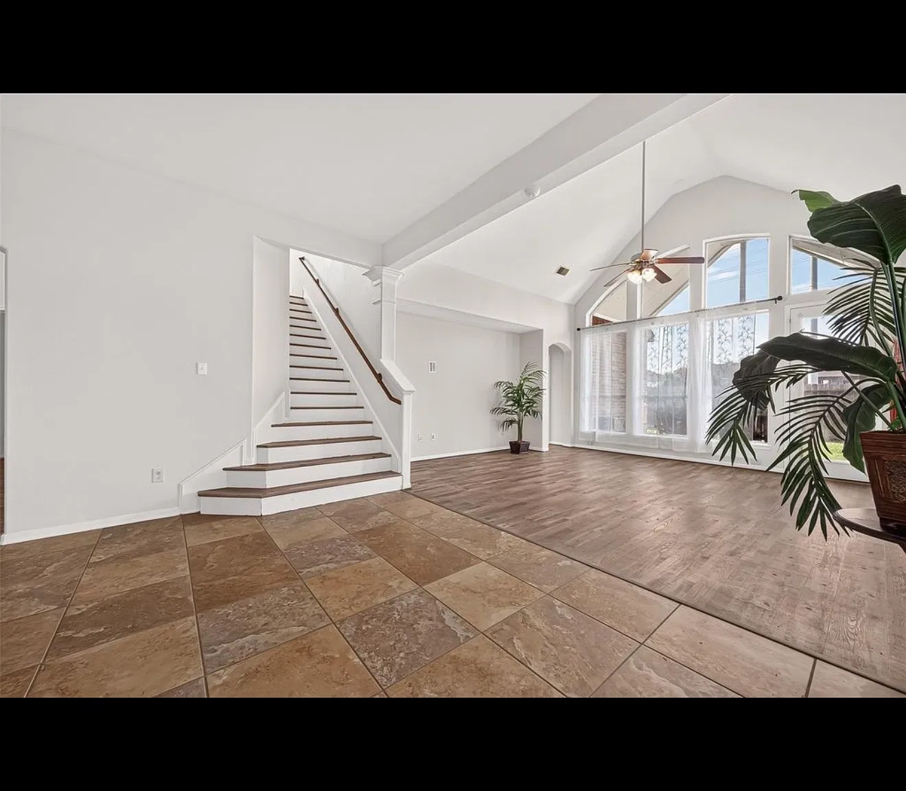 4 bed, 2351 sqft, $2,550 — Photo 2