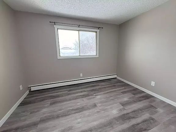3rd image of 10019 104th Ave #1A