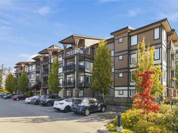 286 Wilfert Rd #204, View Royal, BC V9C 0H6