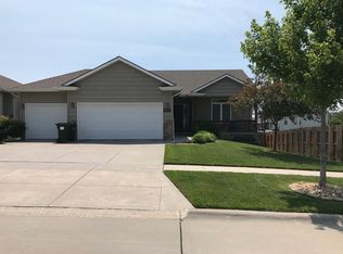 8021 S 18th St, Lincoln, NE 68512