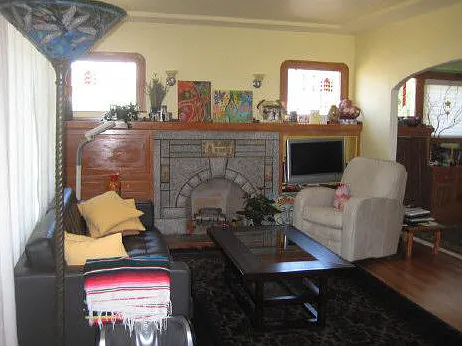 539 Elsie Ave — Photo 2