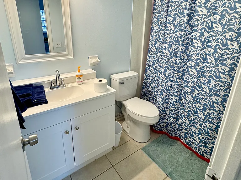 1625 Rebecca St #B — Photo 25