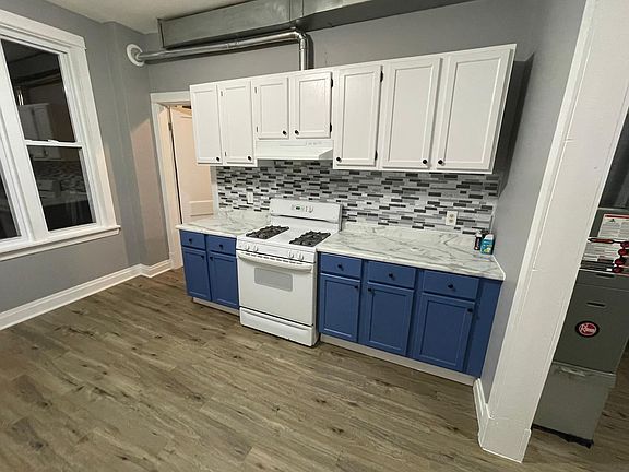 2nd image of 4747 S Hermitage Ave #2S