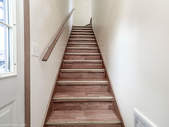 4th image of 40029 N Hidden Bunker Ct #1