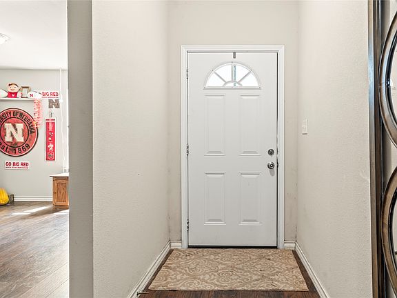 5th image of 3125 Millet Ave