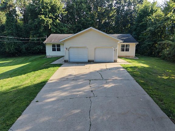 2nd image of 8161 Stadium Dr