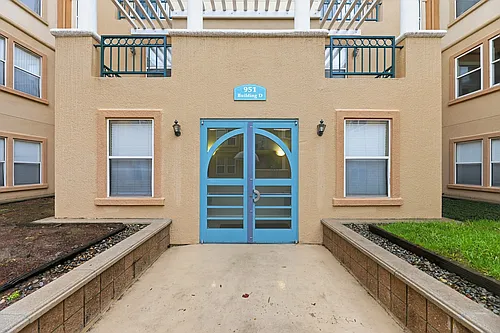 951 S 12th St #220 Photo 1