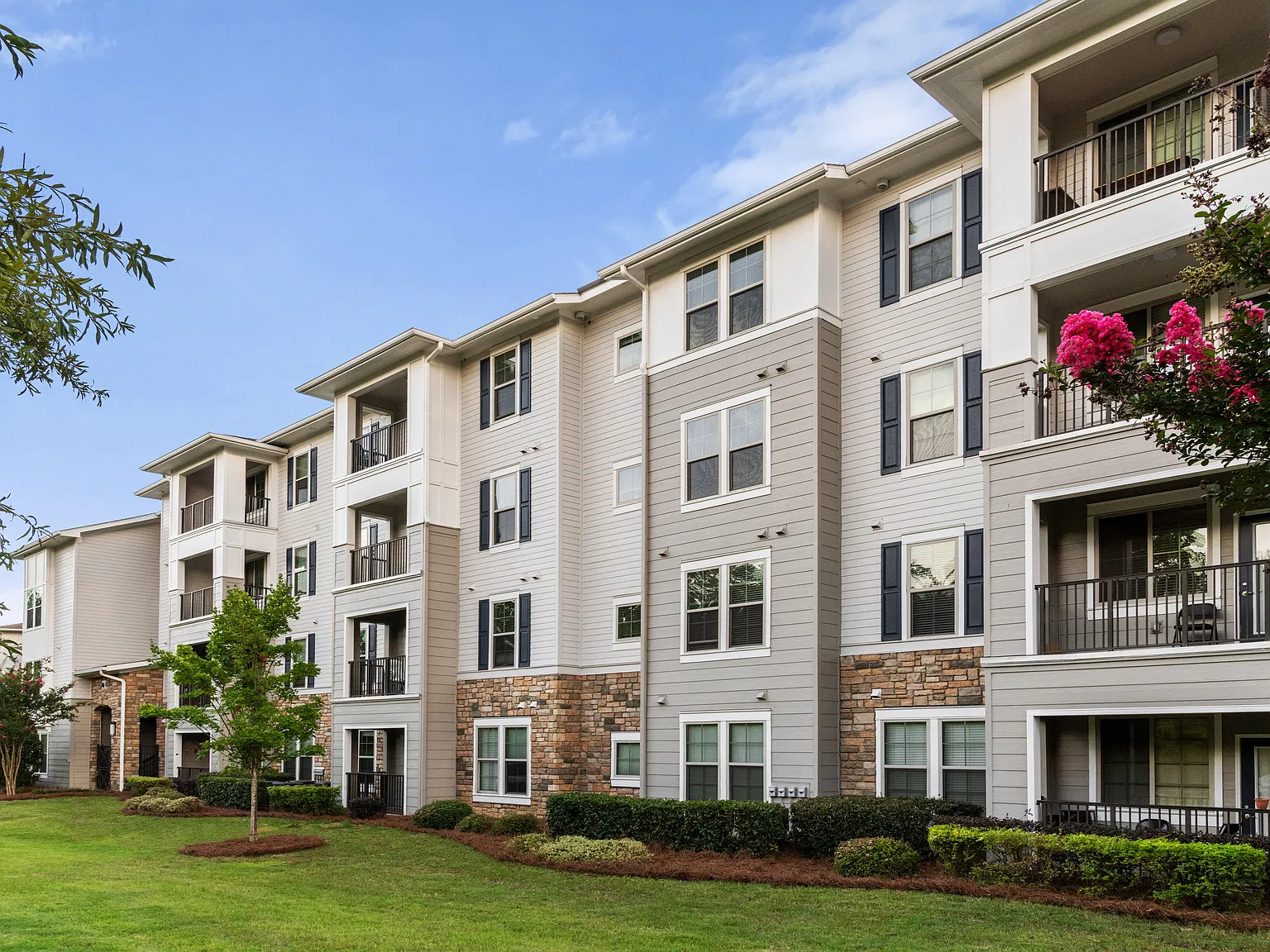 Addison at South Tryon — Photo 2