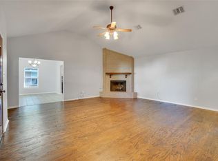 9870 Twin Shores Dr, Willis, TX 77318