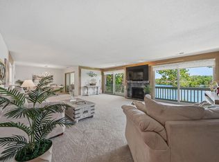 1207 Lake Shore Dr #239, Columbus, OH 43204
