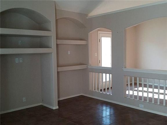 3rd image of 3465 Scarlet Point Dr