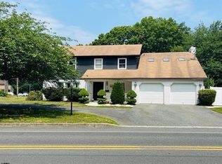 301 Morton Ave, Absecon, NJ 08201