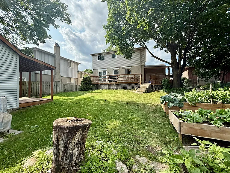 906 Cecylia Ct — Photo 22