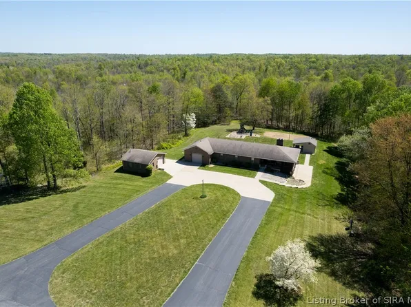 10992 E Daisy Hill Road, Borden, IN 47106