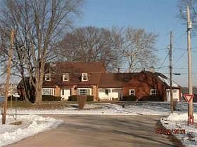 2nd image of 1331 1st Ave