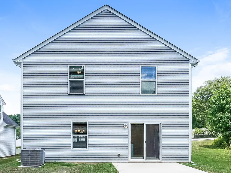 2132 Boulder Ct — Photo 17