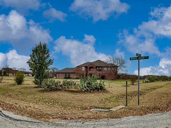 5th image of 6028 Moss Rose Ln