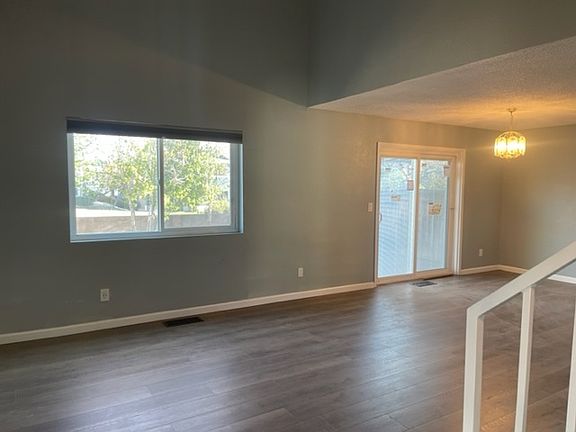 3rd image of 2729 Waterfield Dr