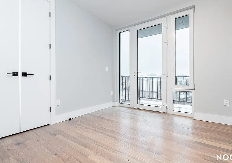 31-61 Vernon Blvd #3Z — Photo 9