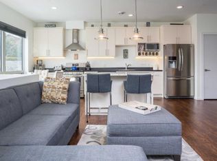 4013 31st St W UNIT 102, Saint Louis Park, MN 55416