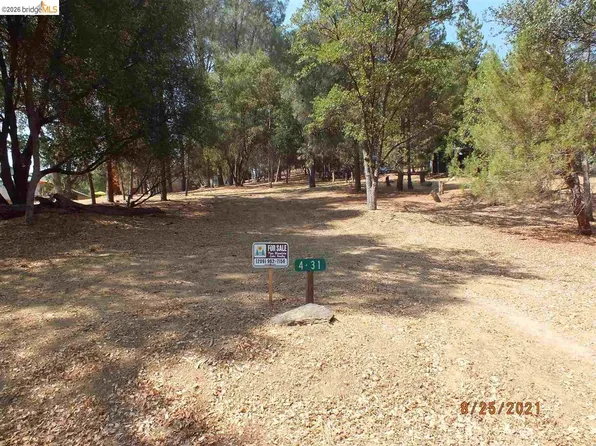 20650 Crescent Way, Groveland, CA 95321