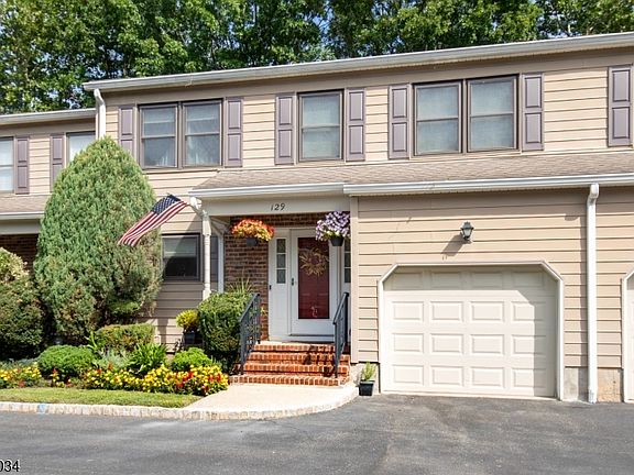 2nd image of 129 Sunrise Dr