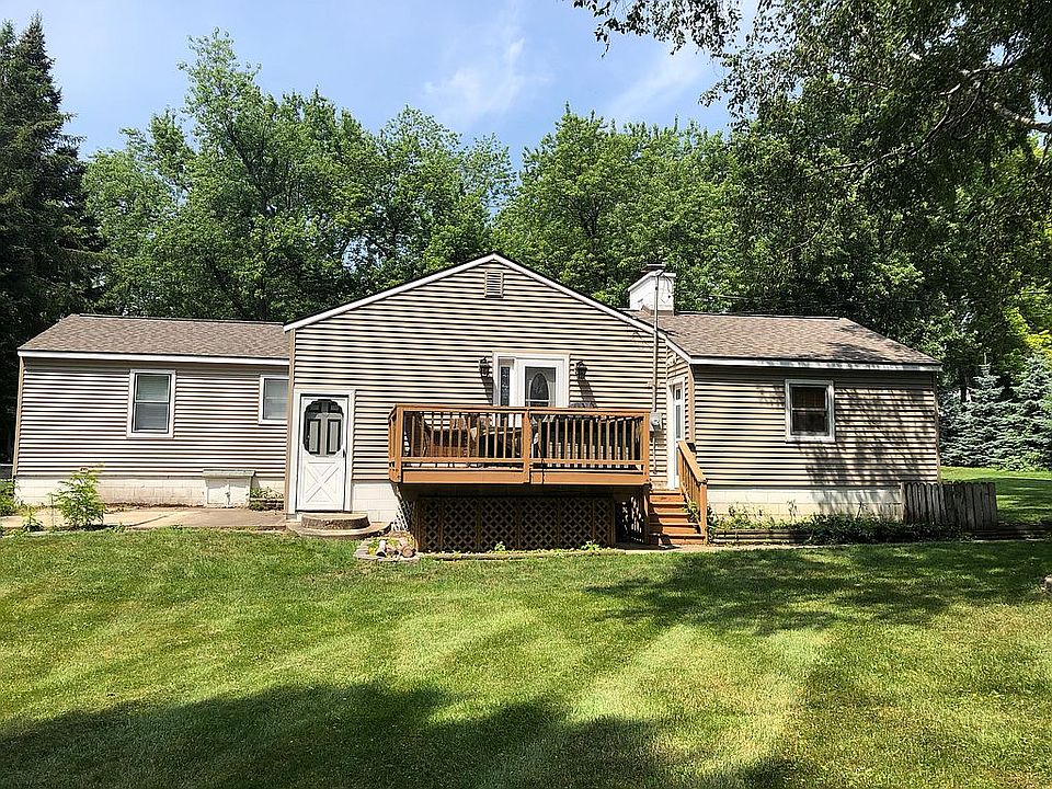 2nd image of 901 Harry Paul Dr